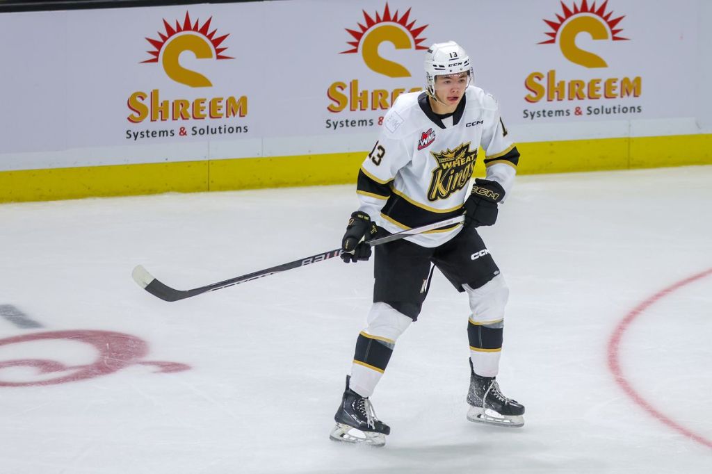 Boston Bruins projected to land 6-foot-5 center in latest 2025 NHL mock&nbsp;draft